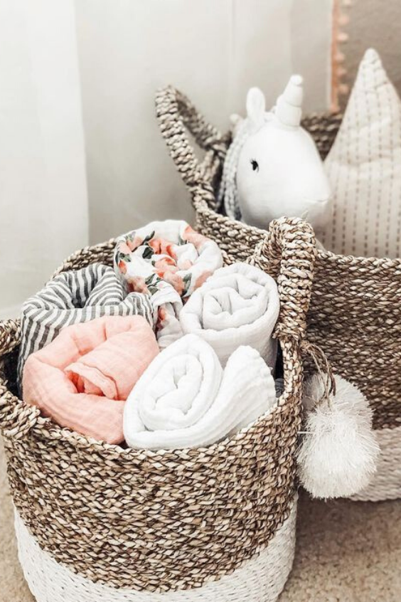 NURSERY-STORAGE-IDEA-FOR-BABY-BLANKETS-AND-SWADDLES