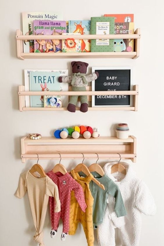 nursery-shelf-decor-ideas-20